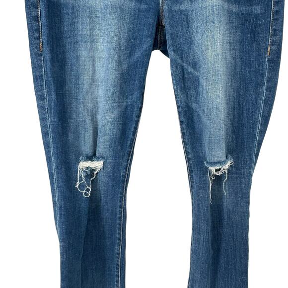 CAbi Cropped High Rise Distressed Raw Hem Straight Jeans Size 8 #5493 - Picture 7 of 10